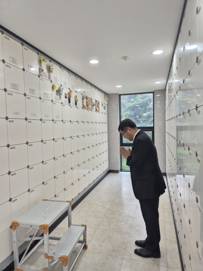 제주중학교 교사 추모